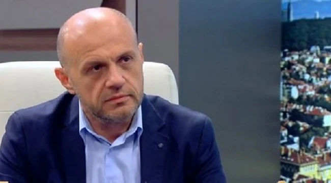 Томислав Дончев се изказа в защита на Плевнелиев