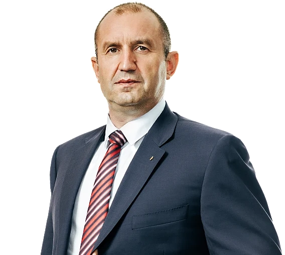 Румен Радев честити светлия християнски празник