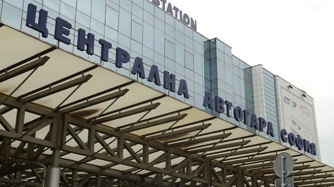 Отмениха автобусите за Бургас и Варна 