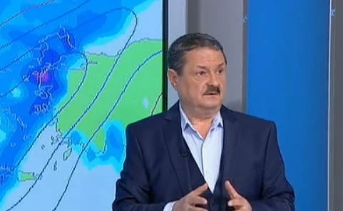 Климатолог: Очаква се сняг и навявания. АПИ да подготви роторните снегорини