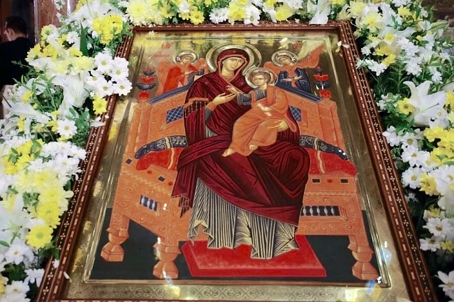 Столичният храм \