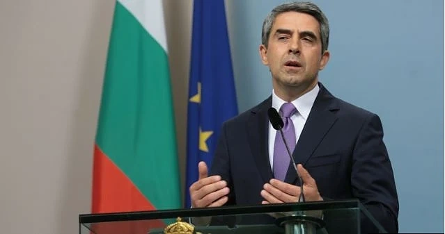 Плевнелиев откачи, призовава Тръмп да е срещу Путин