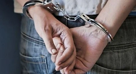 Ченге стреля по заведение в Ботевград 