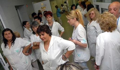 Нуждаем се от още близо 35 000 медицински сестри 