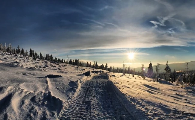 Днес слънчево с максимални температури между 0° и 5°
