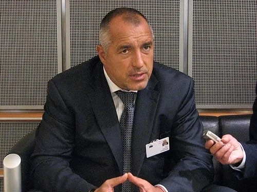 Край на фекалиите в Приморско и Китен