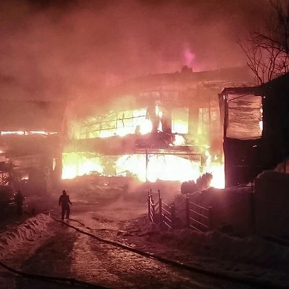 Огнена стихия в нощен клуб в Букурещ