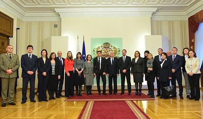 Вижте част от екипа на Радев