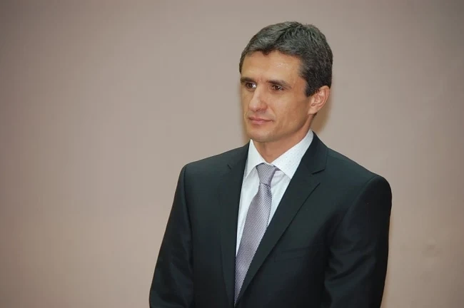 Кметът на Ботевград заиграва с ВИК Бебреш