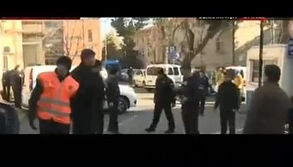 Въоръжен мъж е взел заложници в болница в Истанбул