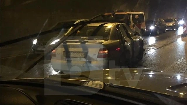 Паднала осветителна греда уби жена в тунел „Ечемишка” на АМ „Хемус”