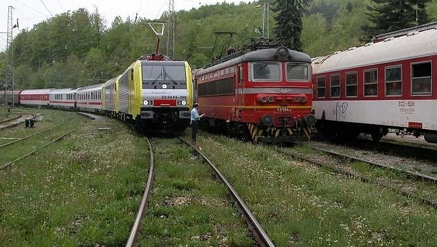 Транспортният министър освободи шефовете на БДЖ и НКЖИ 