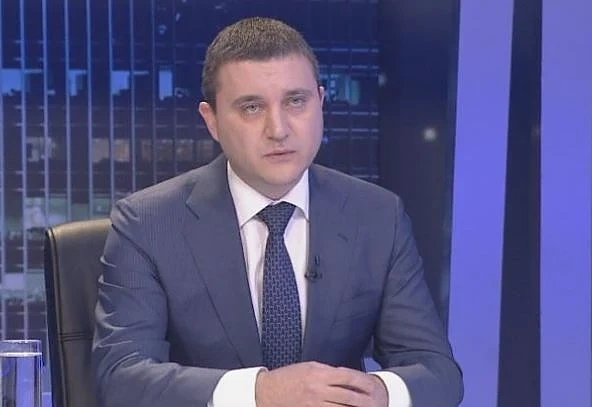 Горанов: Възможно е удвояване на учителските заплати за един мандат