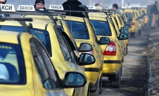 Столичните таксиметрови услуги няма да поскъпват  