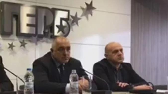 Борисов призова Нинова да седнат на една маса 