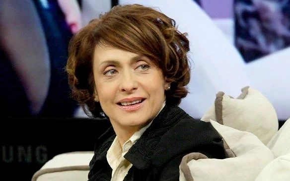 Надежда Нейнски стана баба 