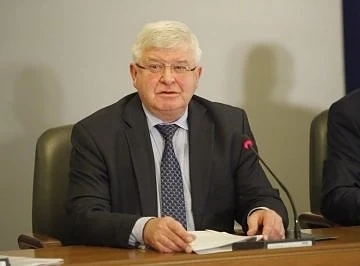 Дават великденски добавки към пенсиите  