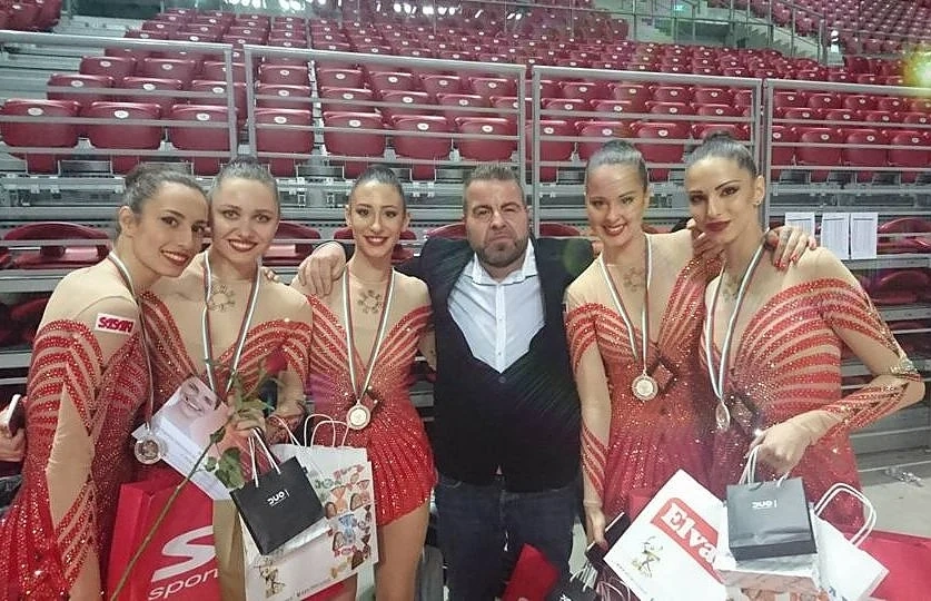 „Златните момичета” скърбят за Роро 