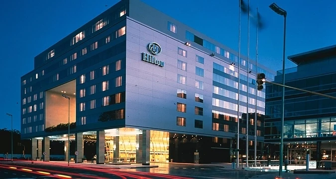 Hilton изкупува обратно свои акции
