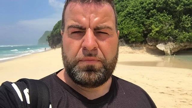 България скърби за Роро! Фейсбук почерня!