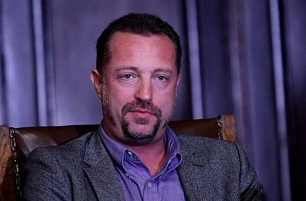 Началникът на кабинета на президента се заяжда с жените в ГЕРБ