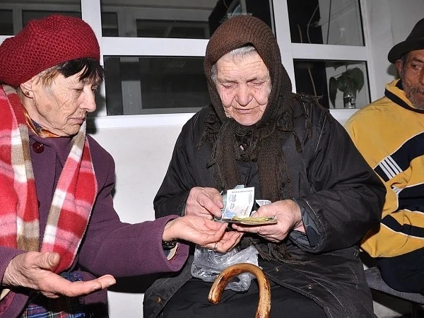 Дават великденски добавки на над 1,2 милиона пенсионери