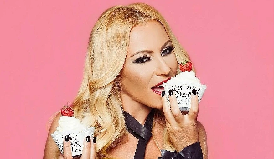 Камелия разкри с колко мъже е спала
