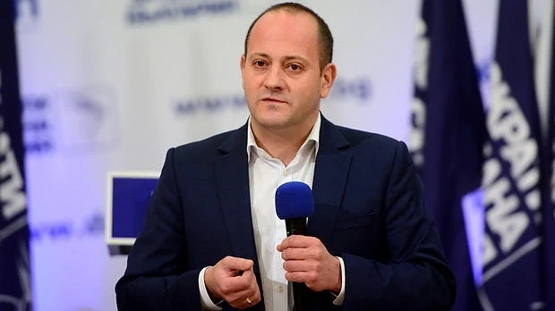 Хора на Радан със скандално поведение към граждани