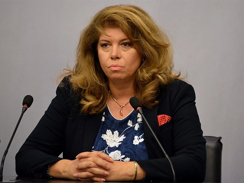 Йотова: Редовното правителство да определи еврокомисар 