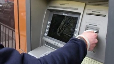 Изтеглили сме близо 100 млрд. лв. от банкоматите за 5 години