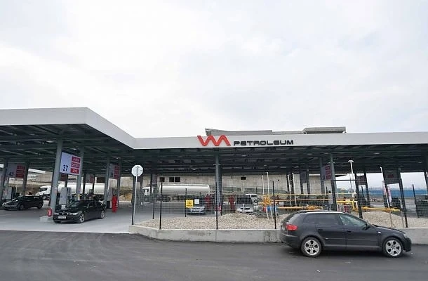 Новата бензиностанция на Марешки пустее 
