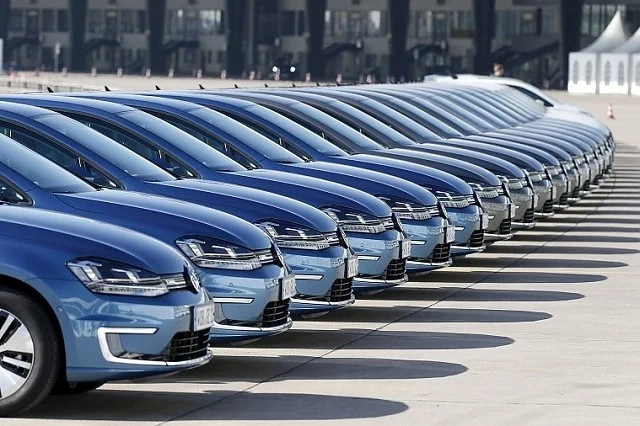 Увеличават се продажбите на нови автомобили   