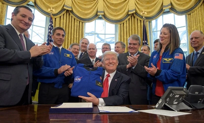 Тръмп подписа закон за финансиране на НАСА