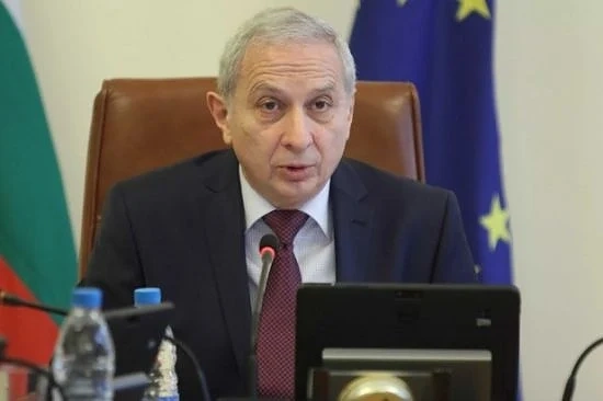 Герджиков не спира с чистката във властта  