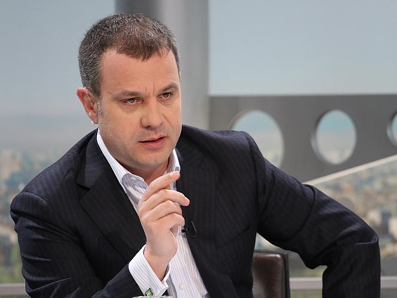 Кошлуков за Нинова: Политиката против ЕС не върви