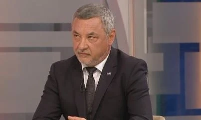 Валери Симеонов изригна срещу Марешки