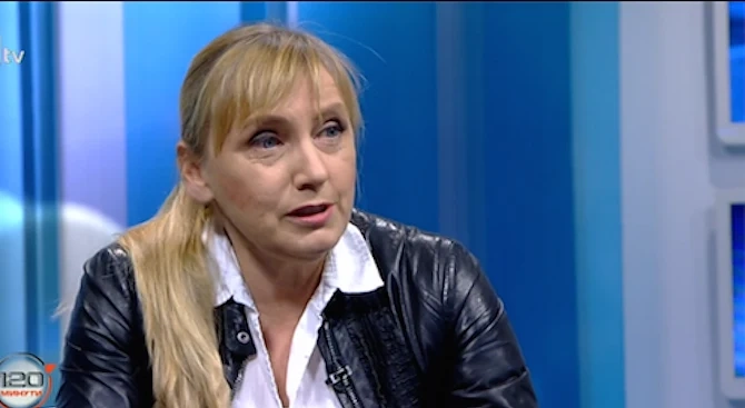 Елена Йончева: България все повече я няма