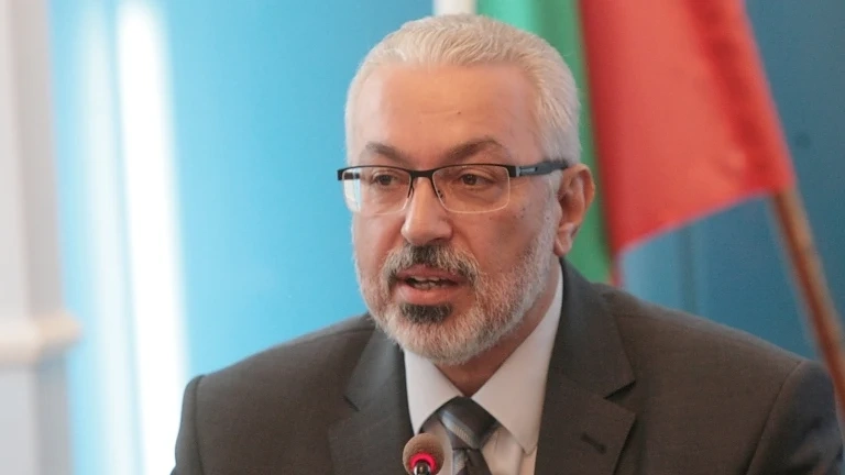 Повдигнаха обвинение на здравния министър Илко Семерджиев