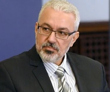 Семерджиев лобирал за фармацевтичен бос