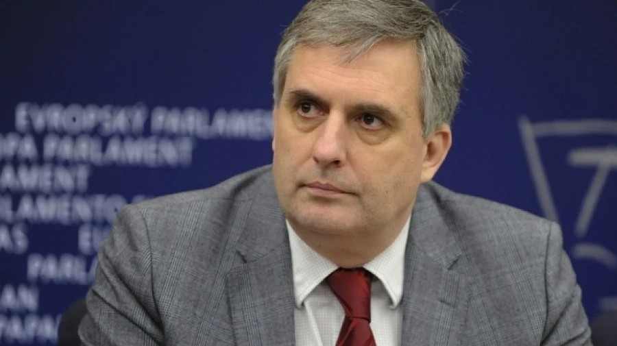 Ивайло Калфин е назначен за специален съветник на Гюнтер Йотингер