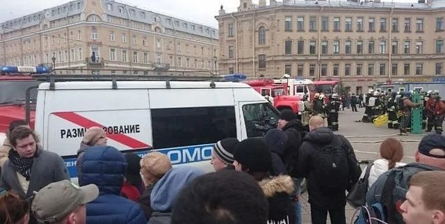 Родители на загинало момче разказват за трагедията в Санкт Петербург  