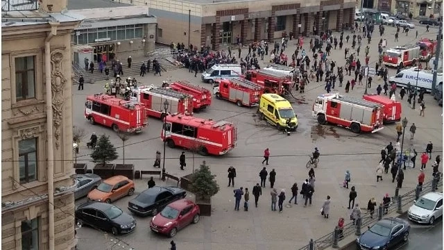 Намериха нова бомба в блок в Санкт Петербург