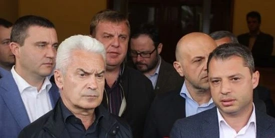 Преговорите за съставяне на правителство продължават