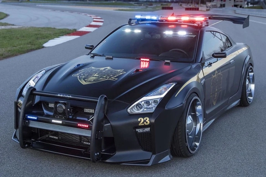 Nissan представя „Звездата на смъртта” в Ню Йорк  