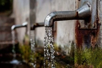 Радиоактивна вода потече от чешмите в Хасково
