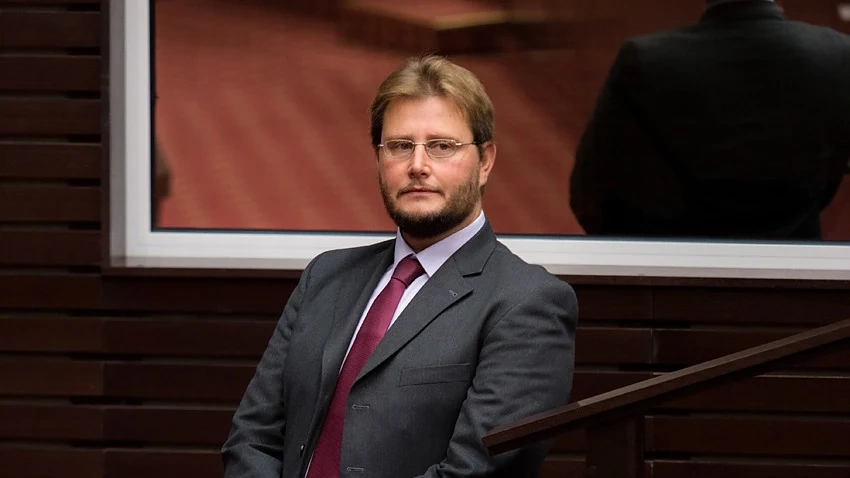 Седларски похарчил рекордна сума европари за PR