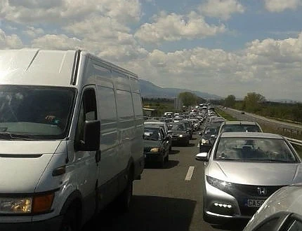 Засилва се трафикът по АМ \