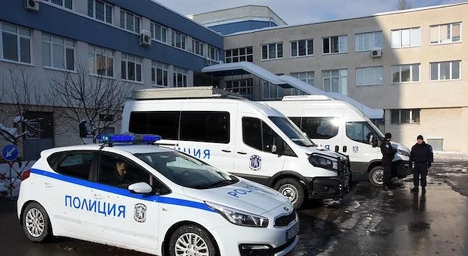 42 нови автомобила за СДВР и ОДМВР Бургас  
