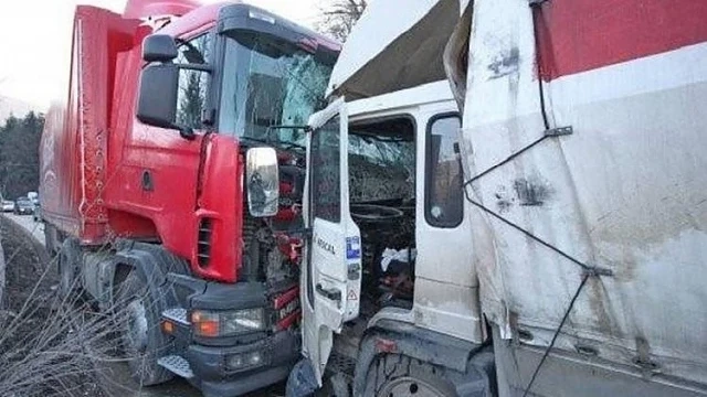 Два тира се удариха край Видин 