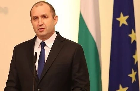 Започват консултациите между президента Радев и партиите в парламента